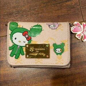 Hello Kitty x TokiDoki wallet - pink
